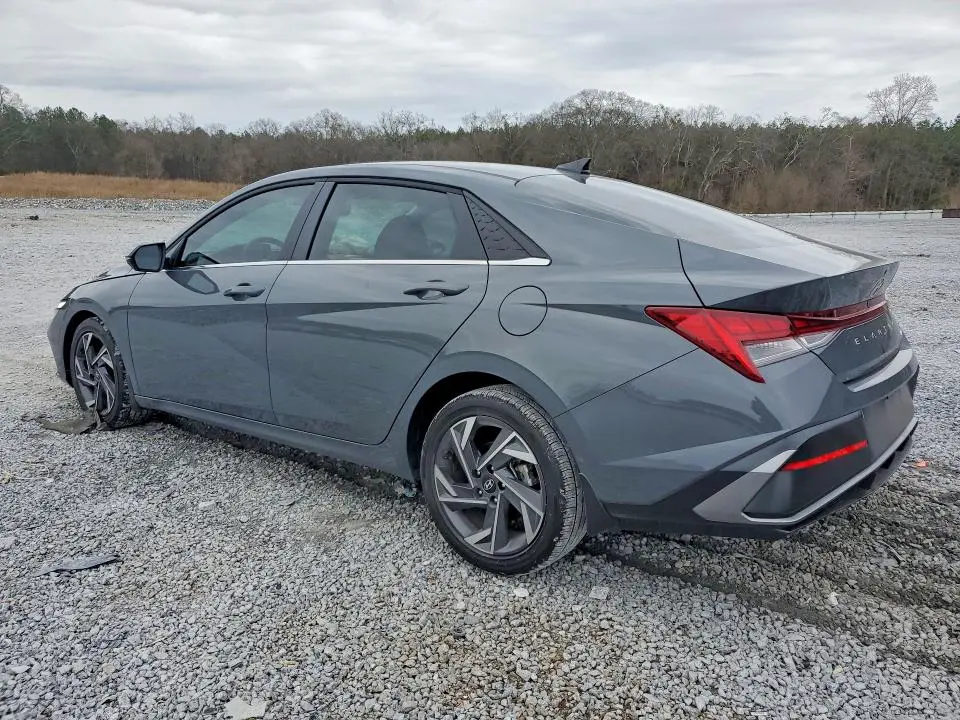 2025 HYUNDAI ELANTRA LIMITED  