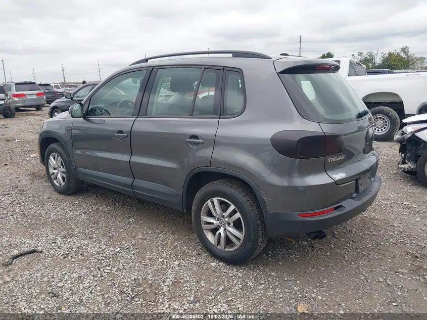 2016 VOLKSWAGEN TIGUAN S