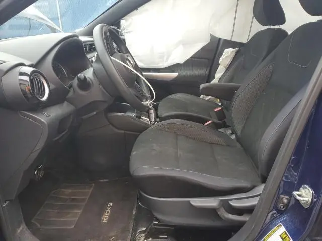 2019 NISSAN KICKS S  