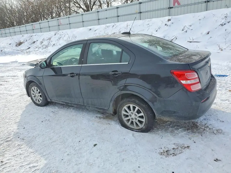 2020 CHEVROLET SONIC LT  