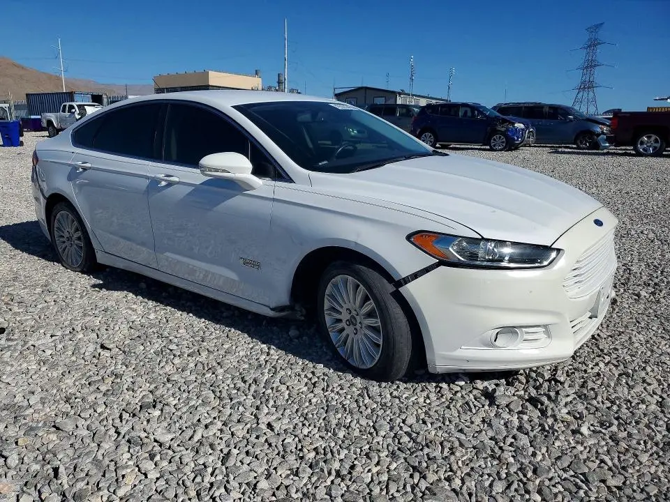 2015 FORD FUSION SE PHEV  