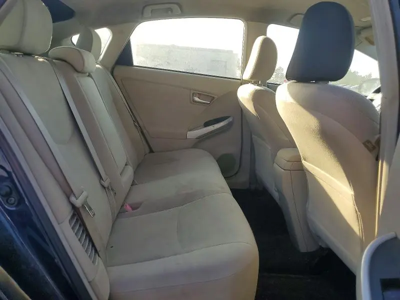 2013 TOYOTA PRIUS TWO  