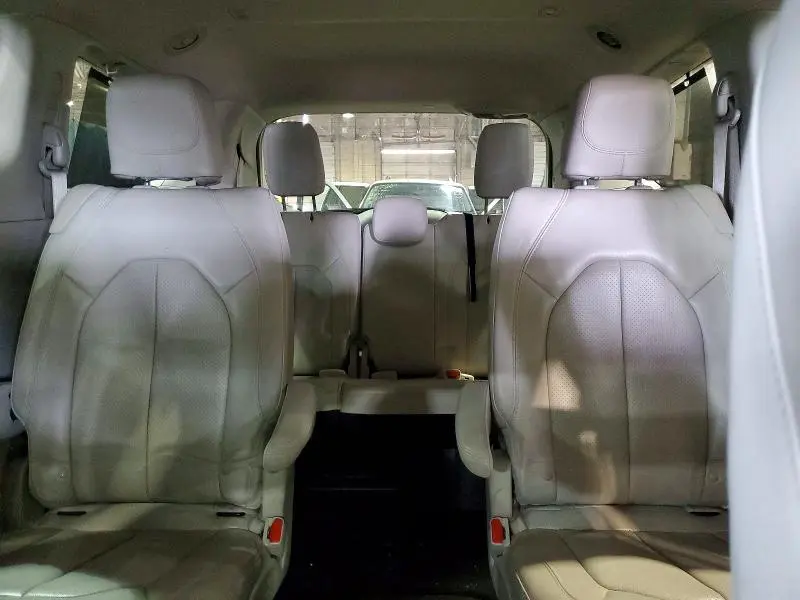 2017 CHRYSLER PACIFICA TOURING L PLUS  