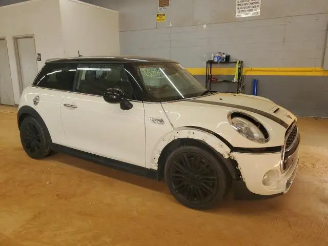 2015 MINI COOPER S  