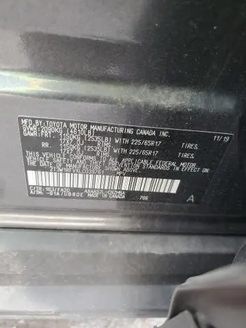 2020 TOYOTA RAV4 XLE  