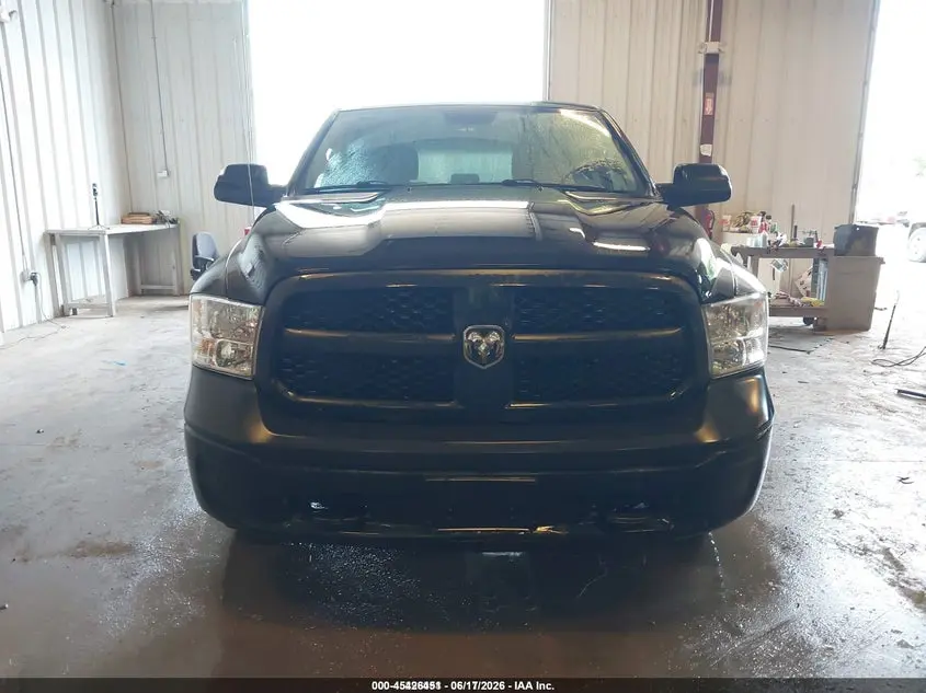 2019 RAM 1500 CLASSIC TRADESMAN  4X4 5'7 BOX