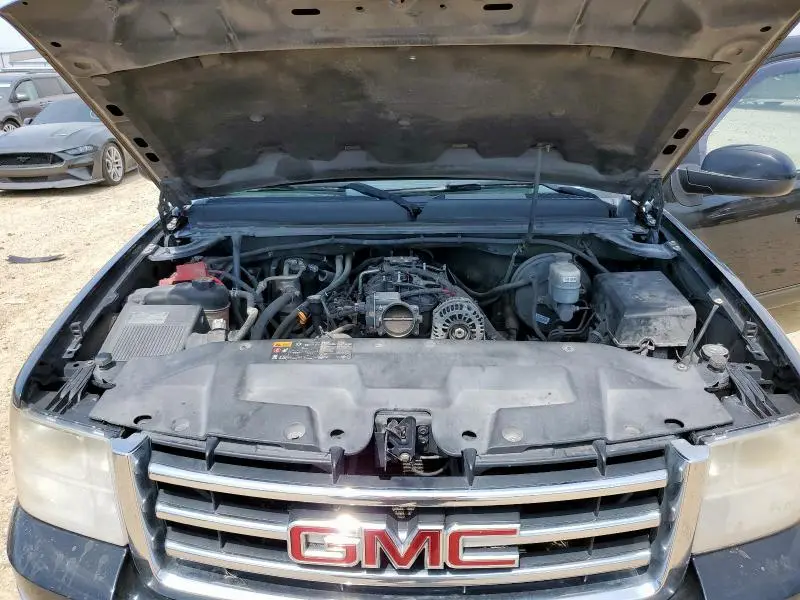 2013 GMC SIERRA C1500 SLT  