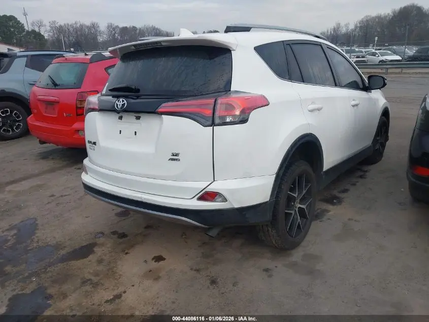 2017 TOYOTA RAV4 SE
