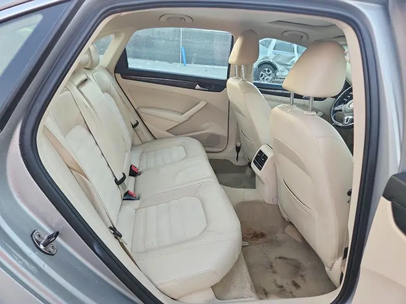 2014 VOLKSWAGEN PASSAT SEL  