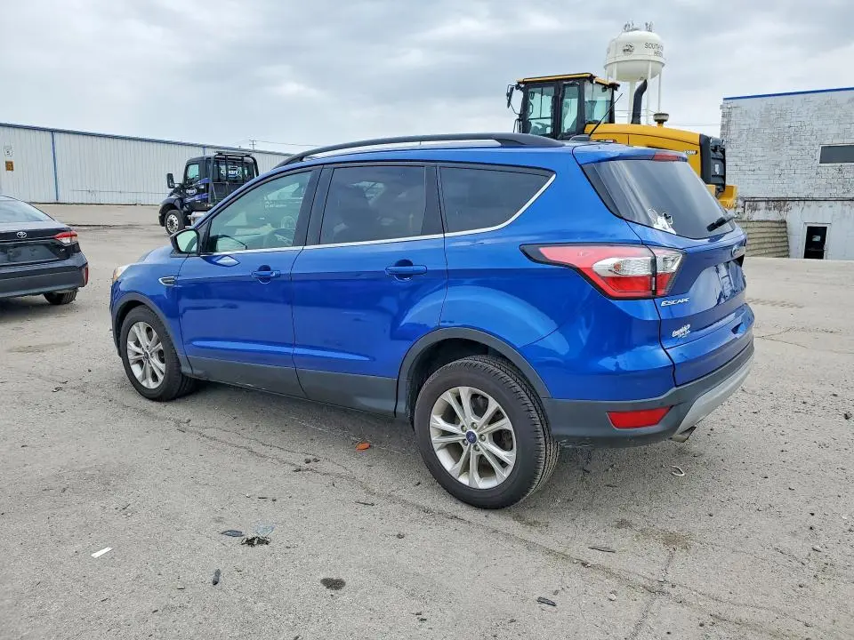 2018 FORD ESCAPE SE  