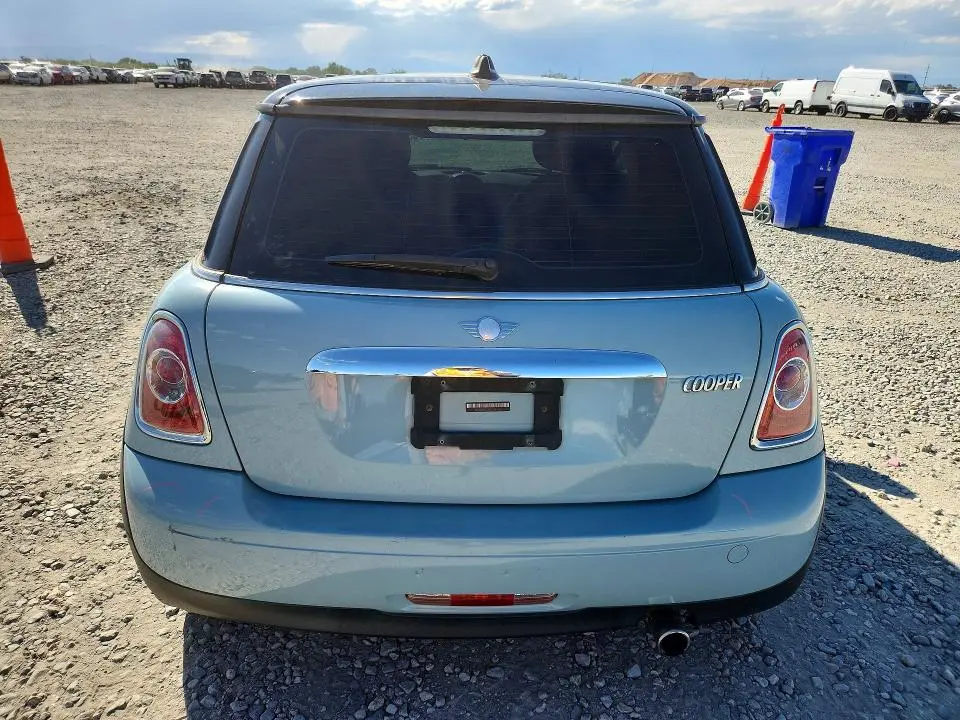 2013 MINI COOPER   