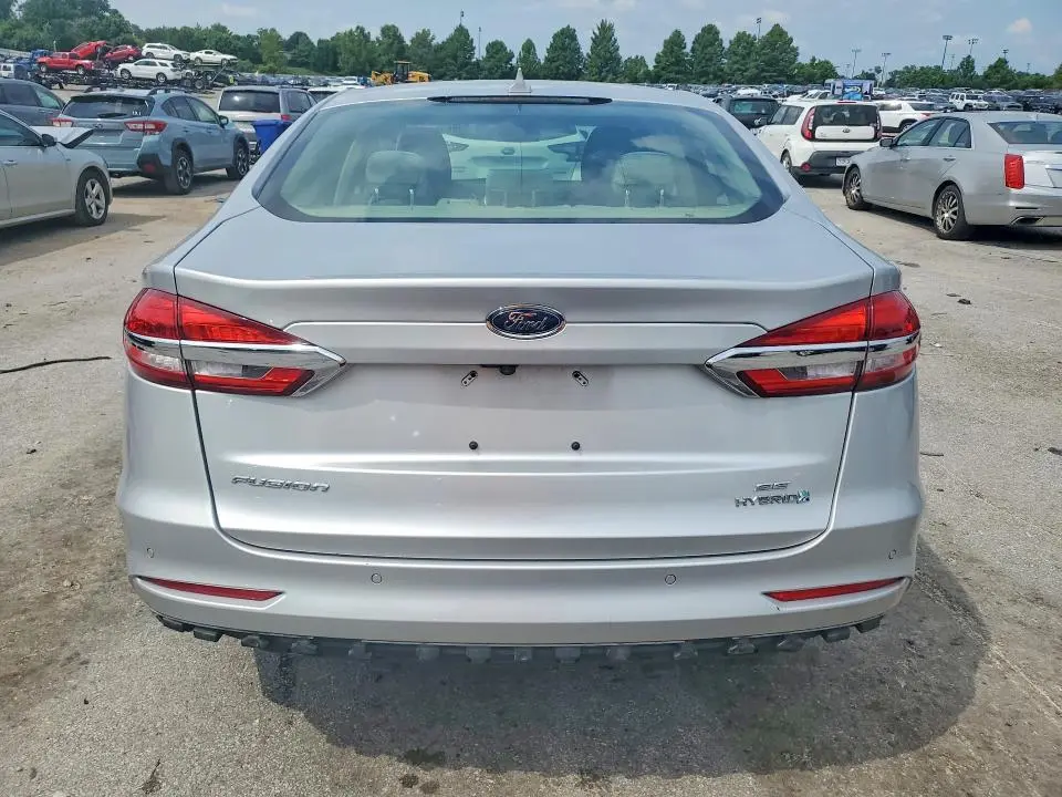 2019 FORD FUSION SE  