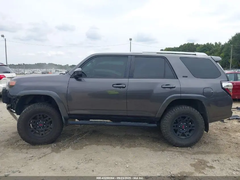 2017 TOYOTA 4RUNNER SR5