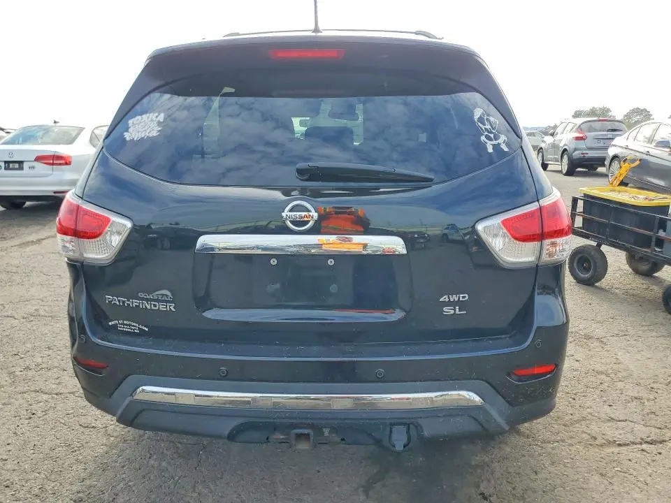 2013 NISSAN PATHFINDER S  