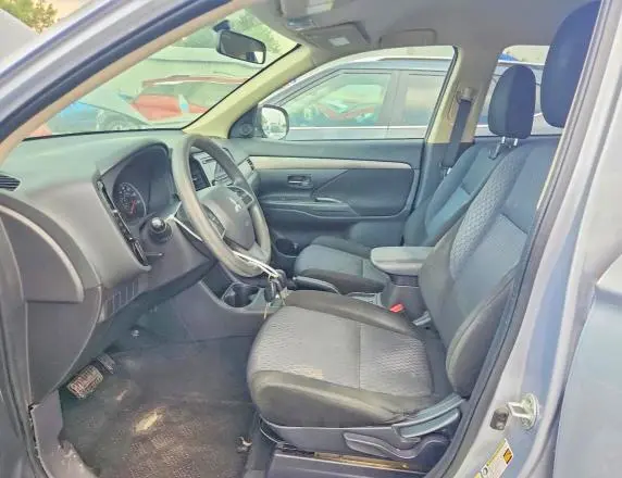2014 MITSUBISHI OUTLANDER ES  