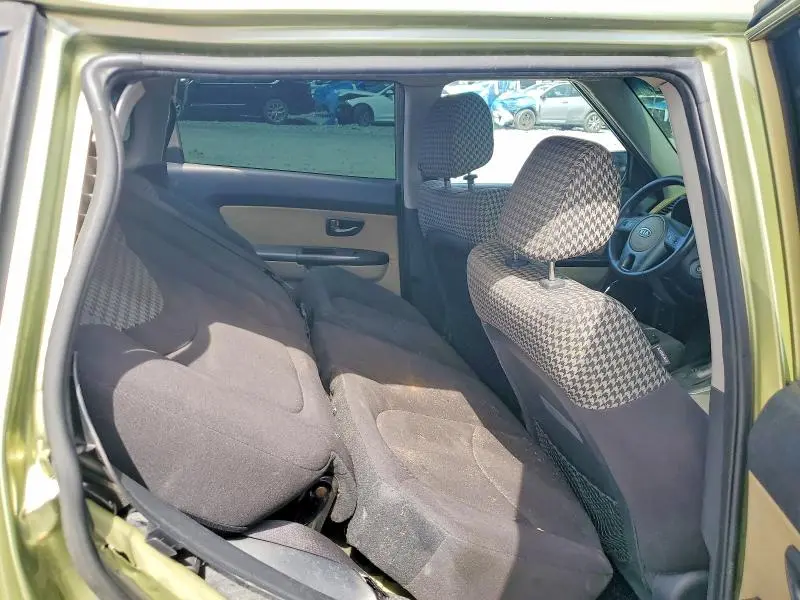 2011 KIA SOUL !  