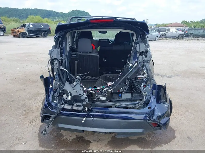 2021 TOYOTA HIGHLANDER LE