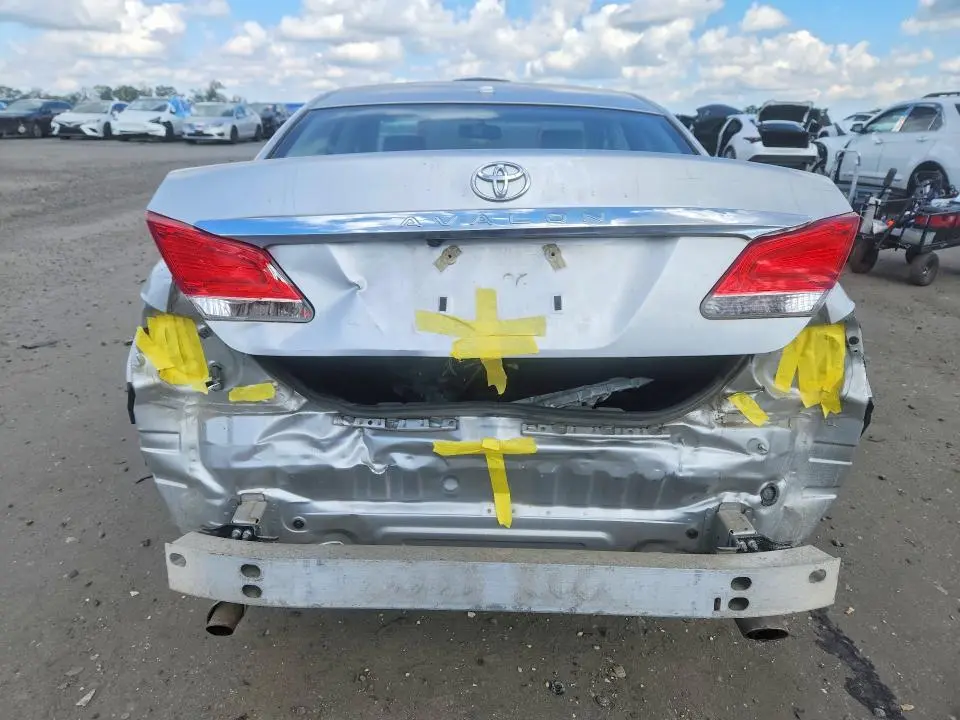 2011 TOYOTA AVALON BASE  