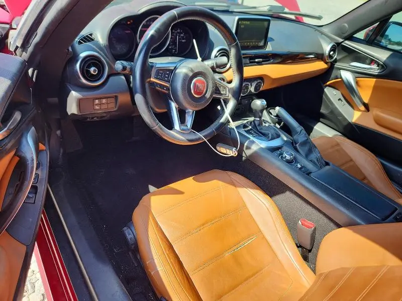 2017 FIAT 124 SPIDER CLASSICA  