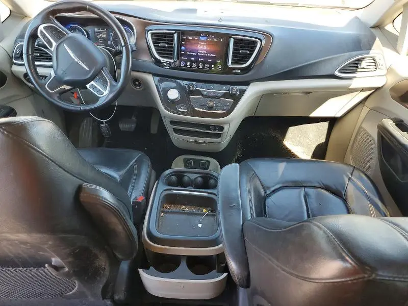 2017 CHRYSLER PACIFICA TOURING L  