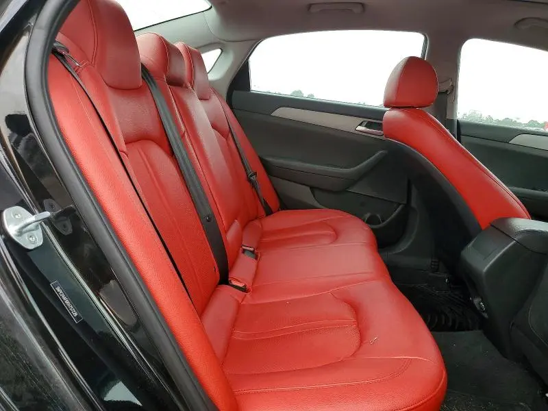 2019 HYUNDAI SONATA SE  