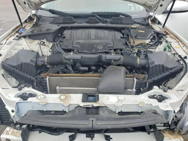 2017 JAGUAR XJL PORTFOLIO  