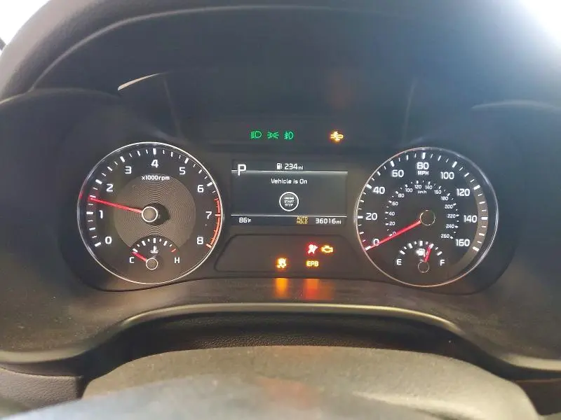 2024 KIA FORTE GT LINE  