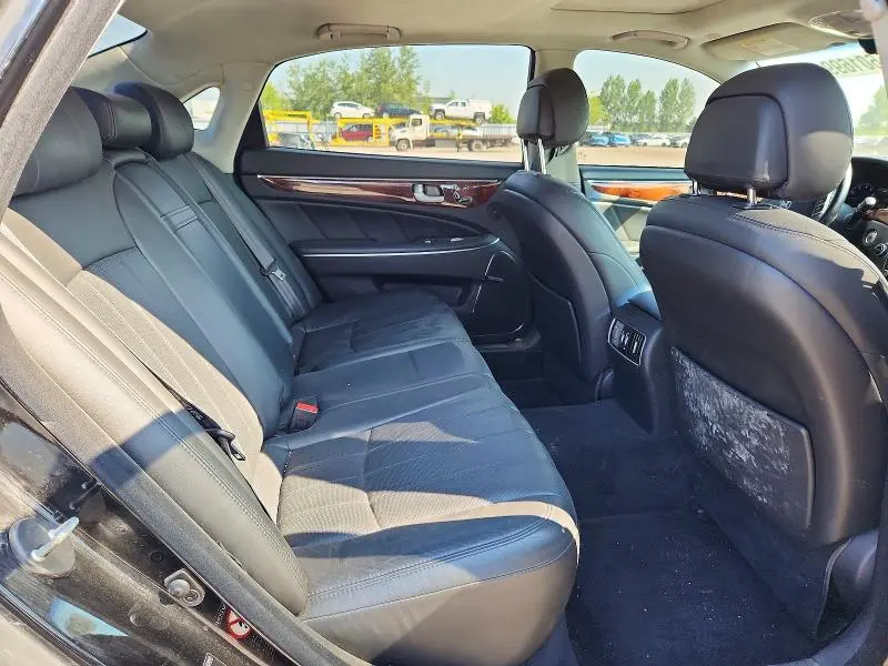 2013 HYUNDAI EQUUS SIGNATURE  