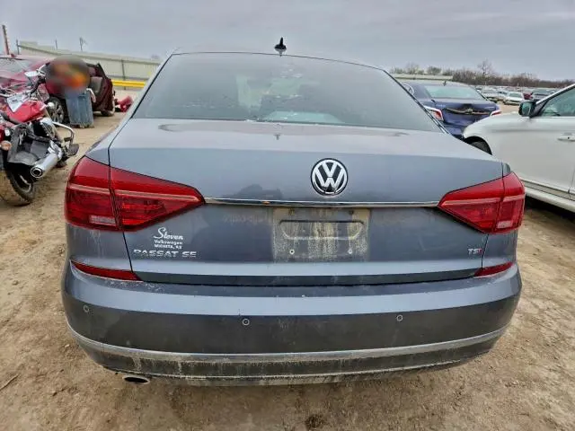 2017 VOLKSWAGEN PASSAT SE  