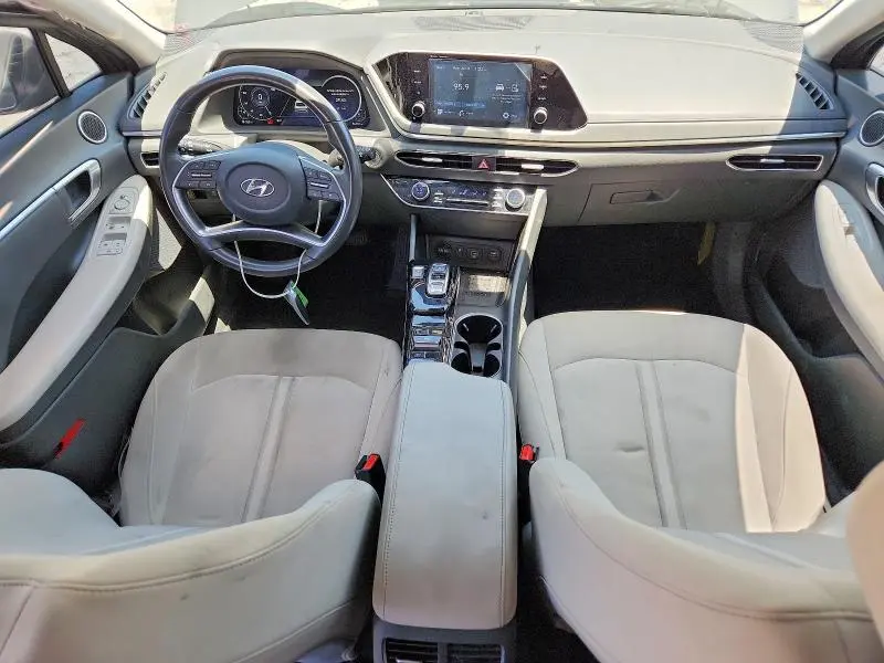 2022 HYUNDAI SONATA SEL  