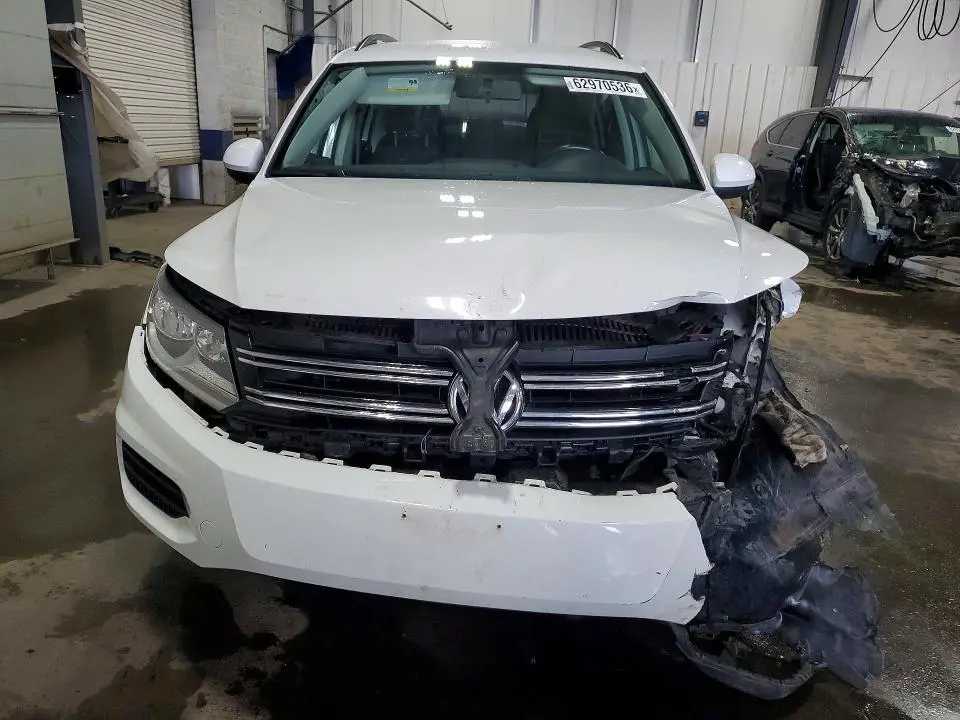 2017 VOLKSWAGEN TIGUAN S  