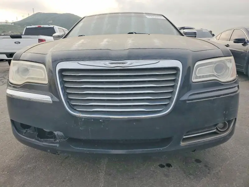 2012 CHRYSLER 300 LIMITED  