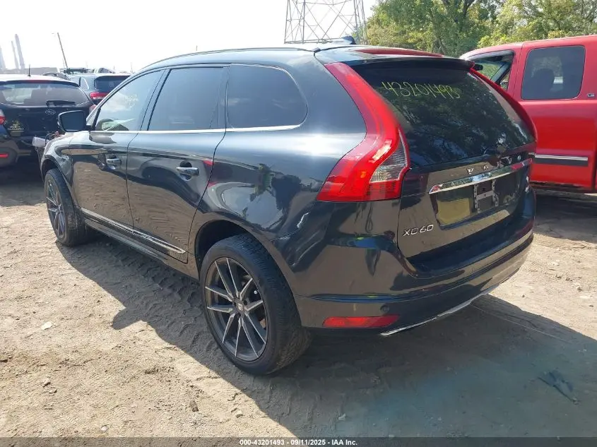 2015 VOLVO XC60 T5 PLATINUM