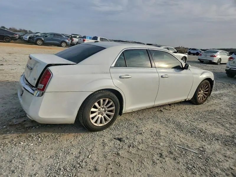 2013 CHRYSLER 300   
