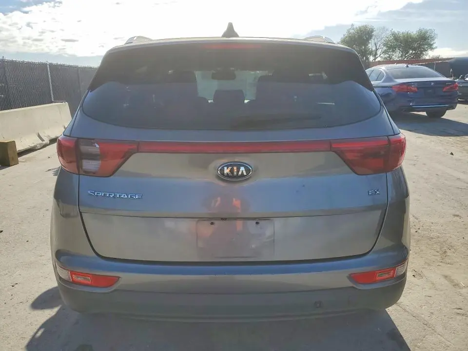 2018 KIA SPORTAGE EX  