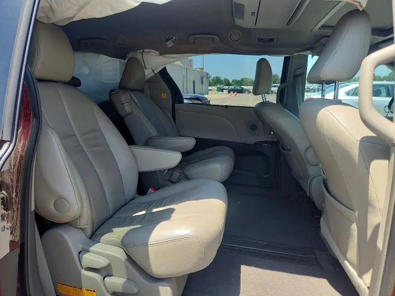 2012 TOYOTA SIENNA XLE 8-PASSENGER  