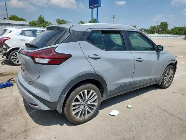 2021 NISSAN KICKS SV  