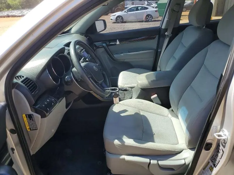 2011 KIA SORENTO LX  