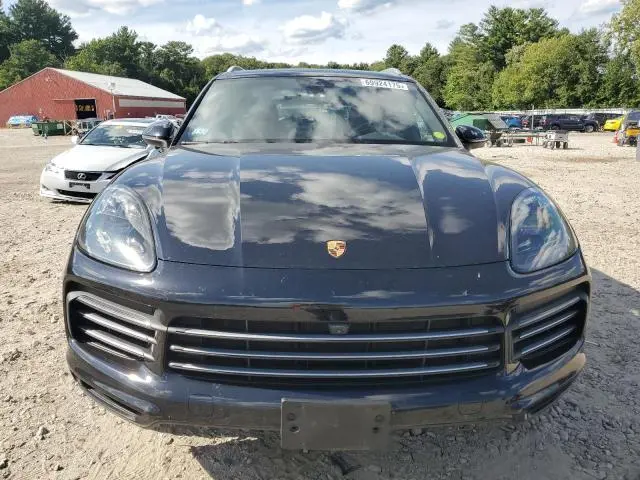 2019 PORSCHE CAYENNE S  