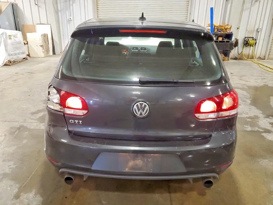 2011 VOLKSWAGEN GTI   