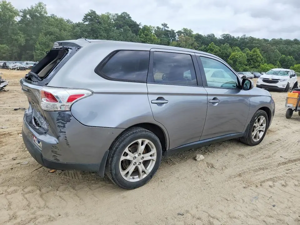 2014 MITSUBISHI OUTLANDER SE  