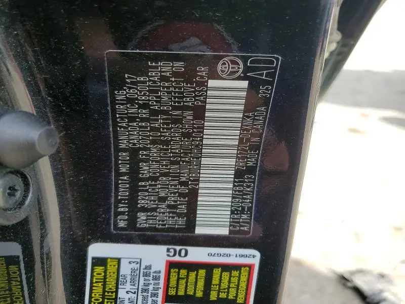 2017 TOYOTA COROLLA LE  