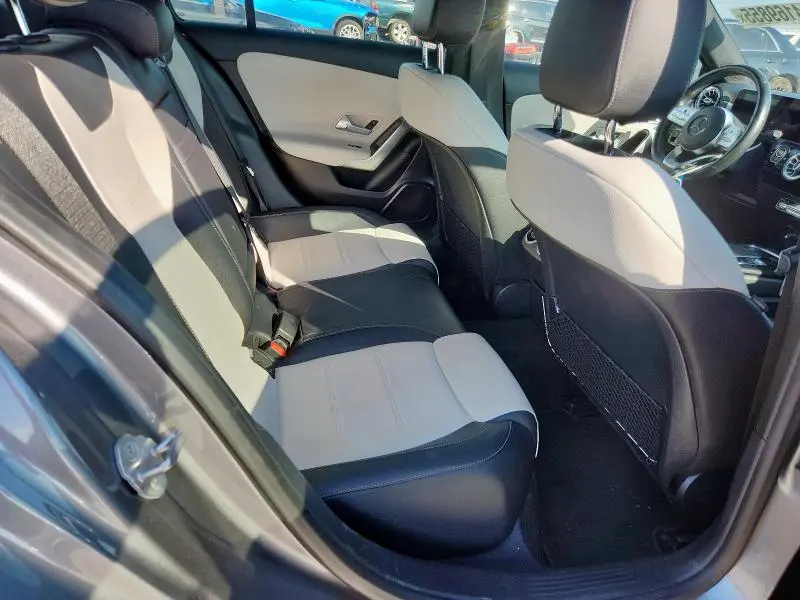 2019 MERCEDES-BENZ A 220  