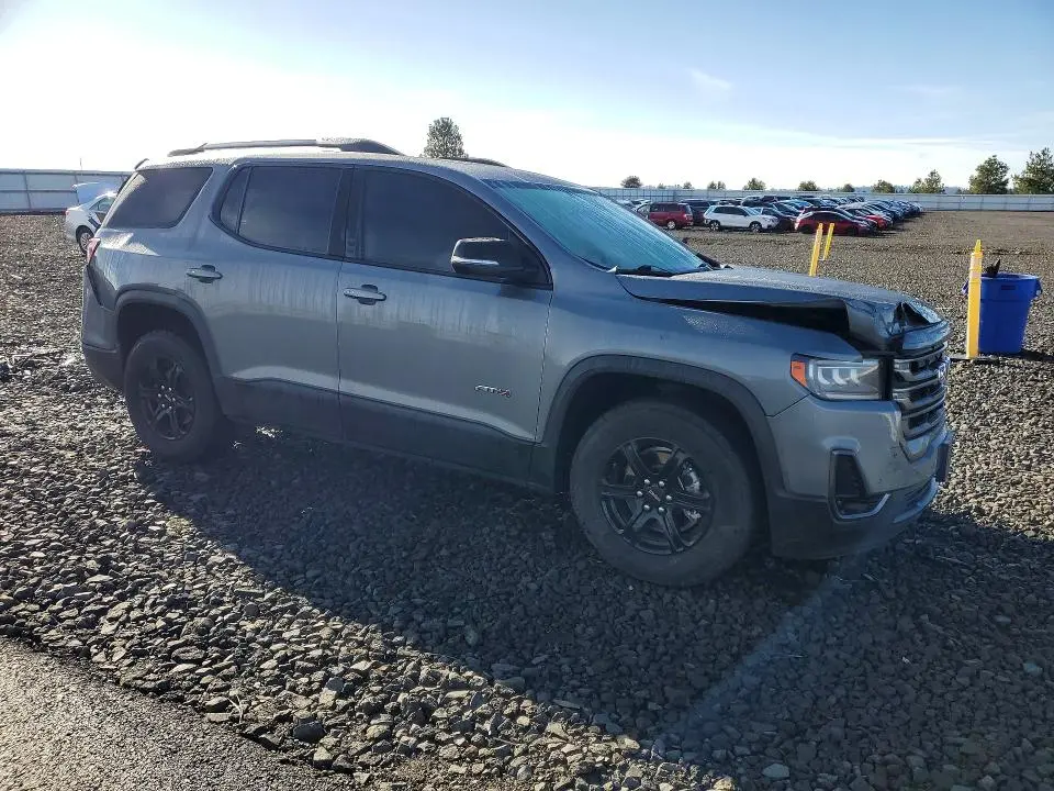 2021 GMC ACADIA AT4  
