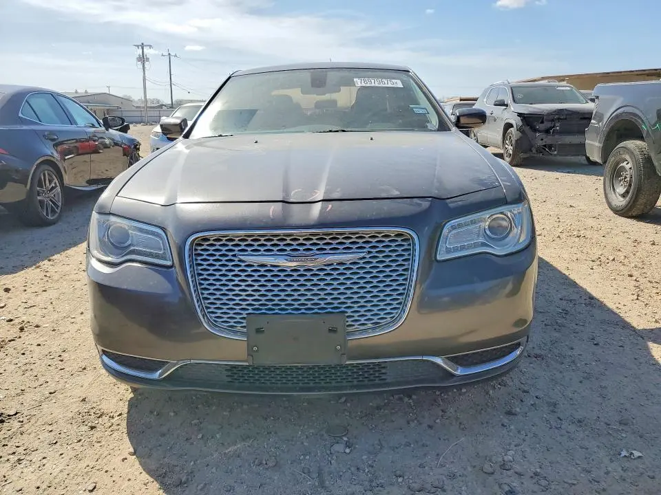 2016 CHRYSLER 300 LIMITED  
