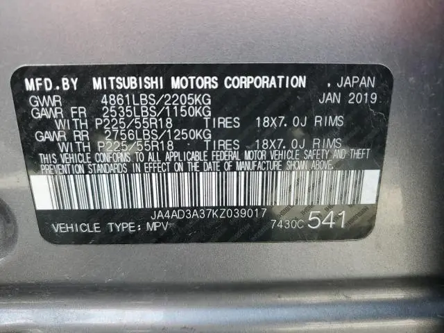 2019 MITSUBISHI OUTLANDER SE  
