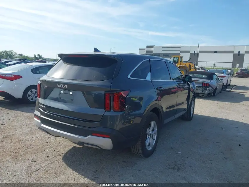 2024 KIA SORENTO LX