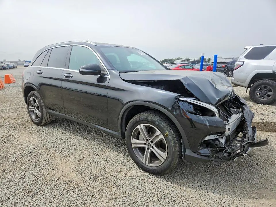 2019 MERCEDES-BENZ GLC 300 4MATIC  