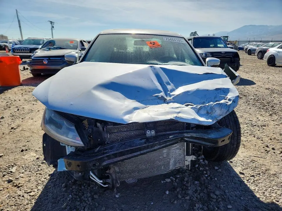 2018 VOLKSWAGEN JETTA SE  