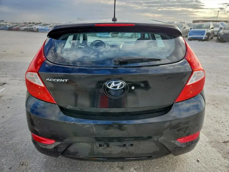 2012 HYUNDAI ACCENT GLS  